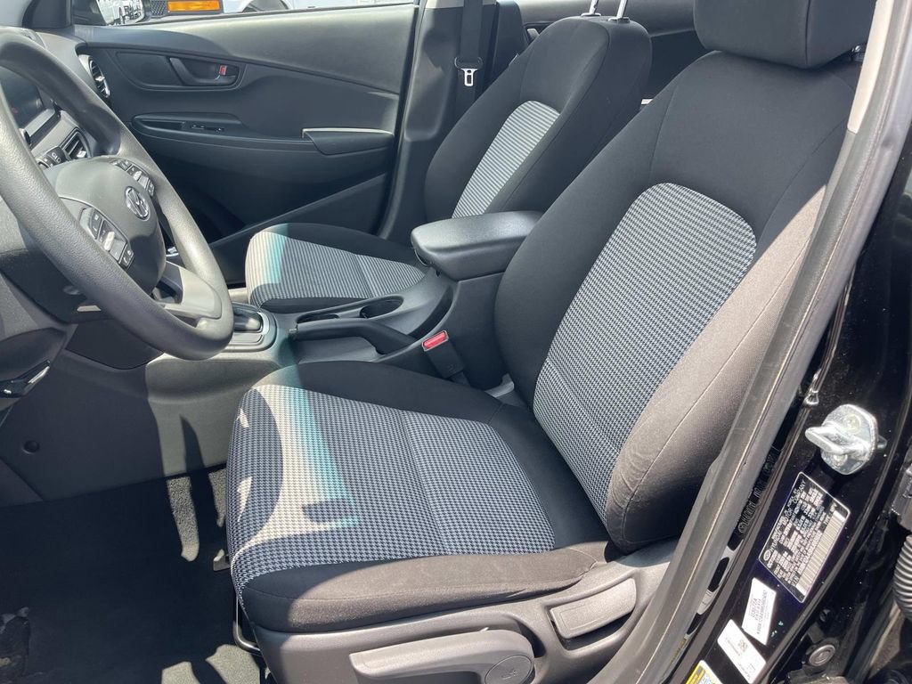 Used 2021 Hyundai Kona SE FWD image 23