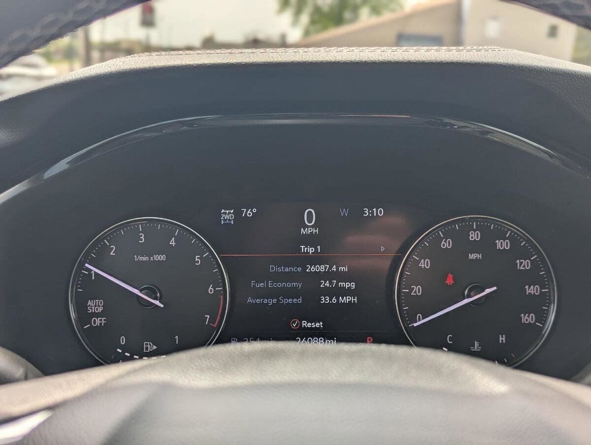 Used 2023 Buick Envision Essence AWD/4WD image 19