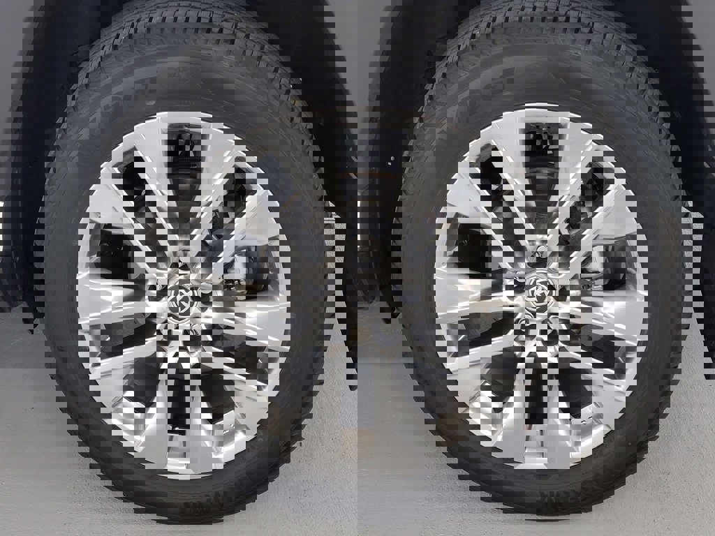 Used 2023 Toyota RAV4 Limited image 11