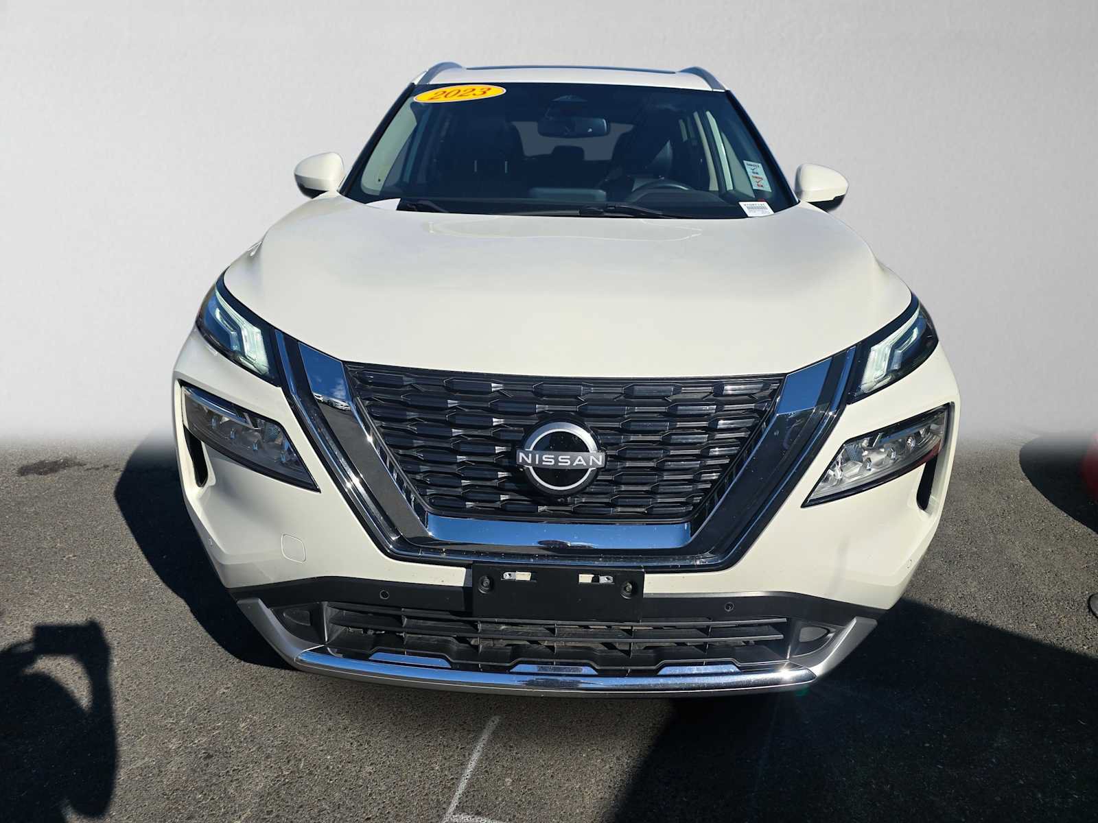 Used 2023 Nissan Rogue Platinum FWD image 8
