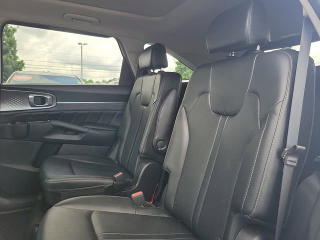 Certified 2022 Kia Sorento SX FWD image 9
