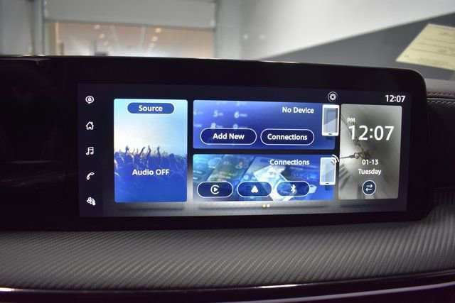 Certified 2025 Nissan Kicks SR image 19