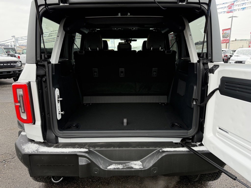 New 2025 Ford Bronco Outer Banks w/ Sasquatch Package image 27
