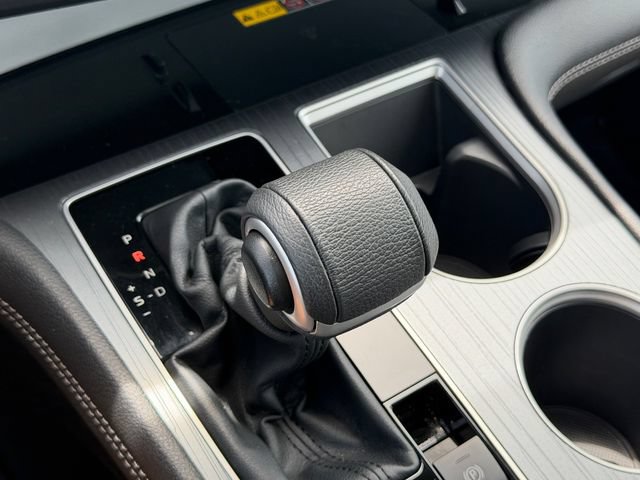 Certified 2026 Toyota Sienna XLE FWD image 26