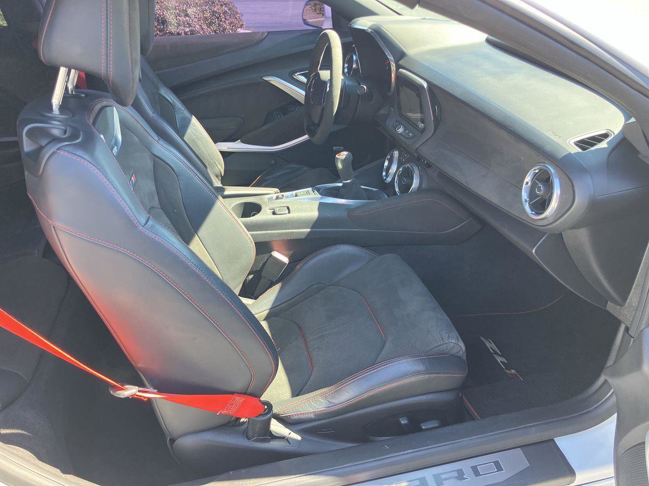 Used 2017 Chevrolet Camaro ZL1 image 32