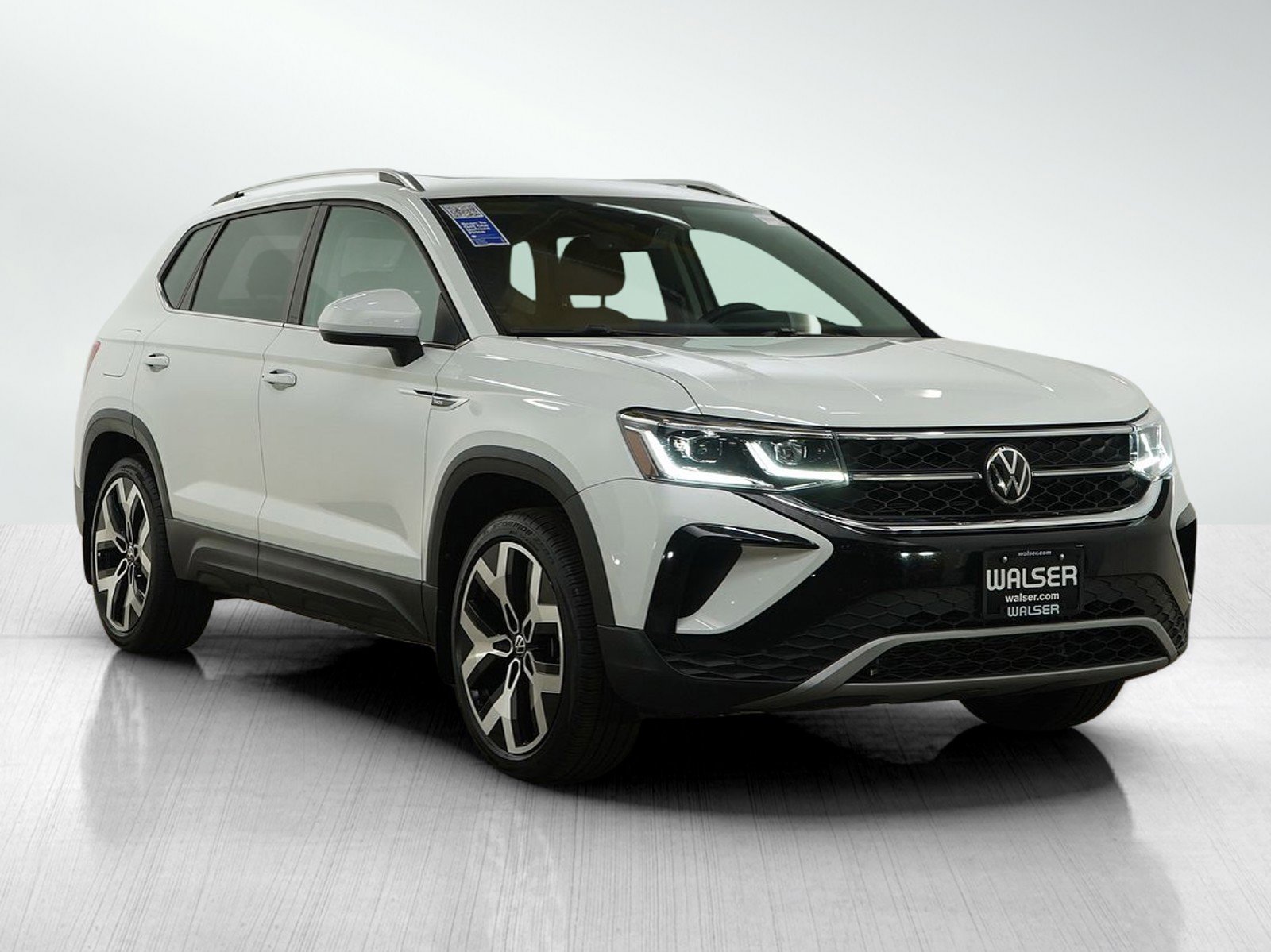 Used 2022 Volkswagen Taos SEL image 7