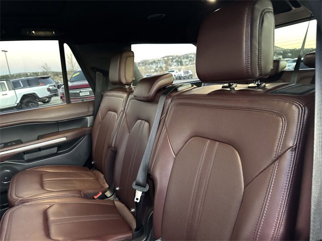 Used 2024 Ford Expedition Limited image 15