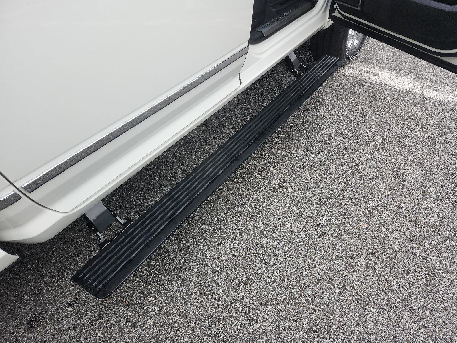 Used 2024 RAM 2500 Limited image 9