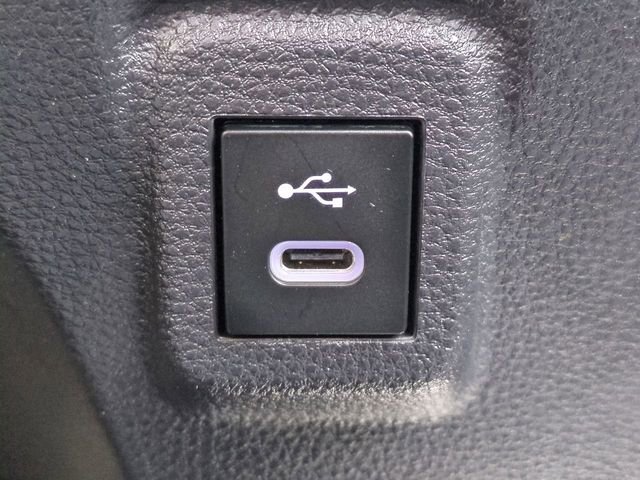 Used 2025 Toyota Corolla LE image 19