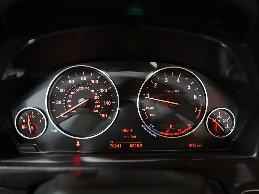Used 2016 BMW 428i xDrive Convertible AWD/4WD image 19