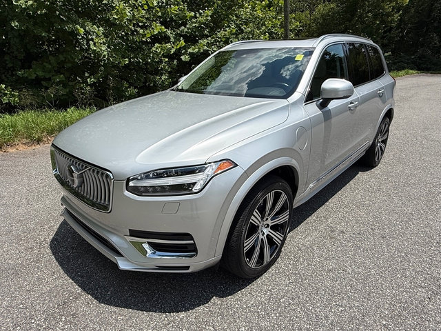 Used 2021 Volvo XC90 T8 Inscription w/ Protection Package Premier AWD/4WD image 2