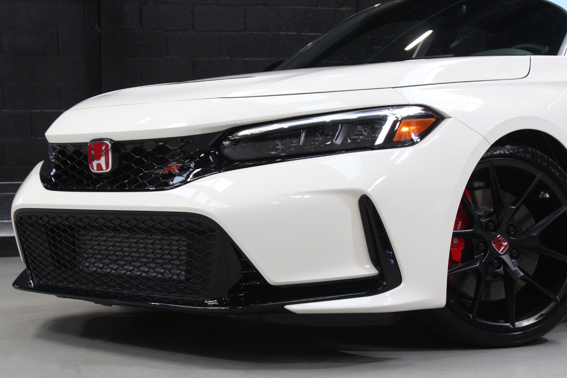 Used 2024 Honda Civic Type R image 5