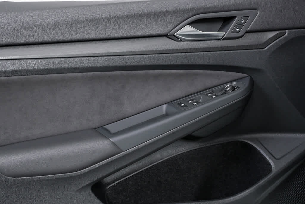 Used 2023 Volkswagen GTI SE image 9