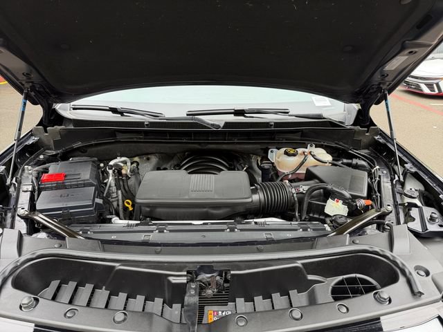 Certified 2023 GMC Yukon XL AT4 w/ LPO, Floor Liner Package AWD/4WD image 16