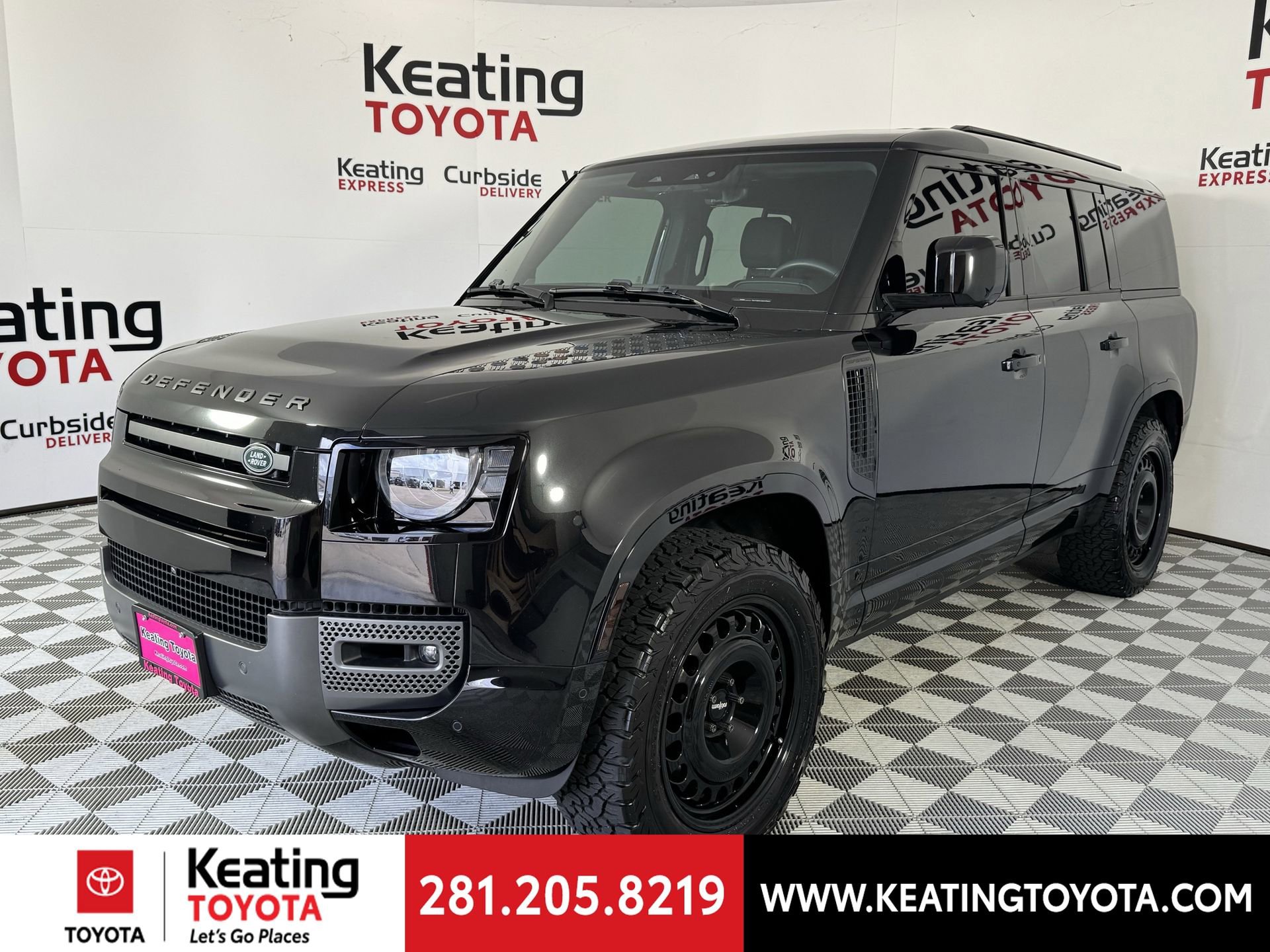 Used 2024 Land Rover Defender 130 Outbound image 9