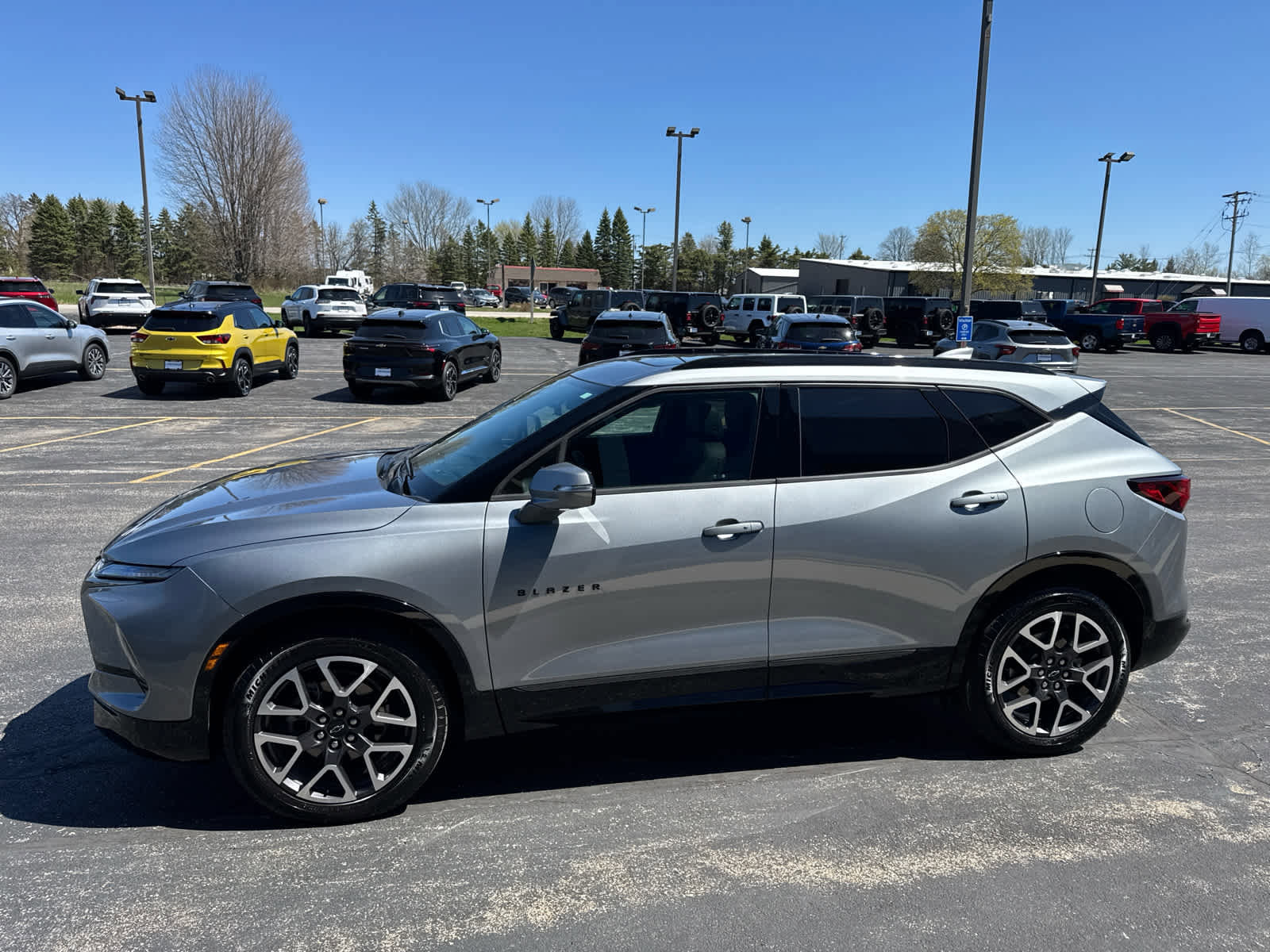 Used 2025 Chevrolet Blazer RS w/ Driver Confidence II Package AWD/4WD image 10
