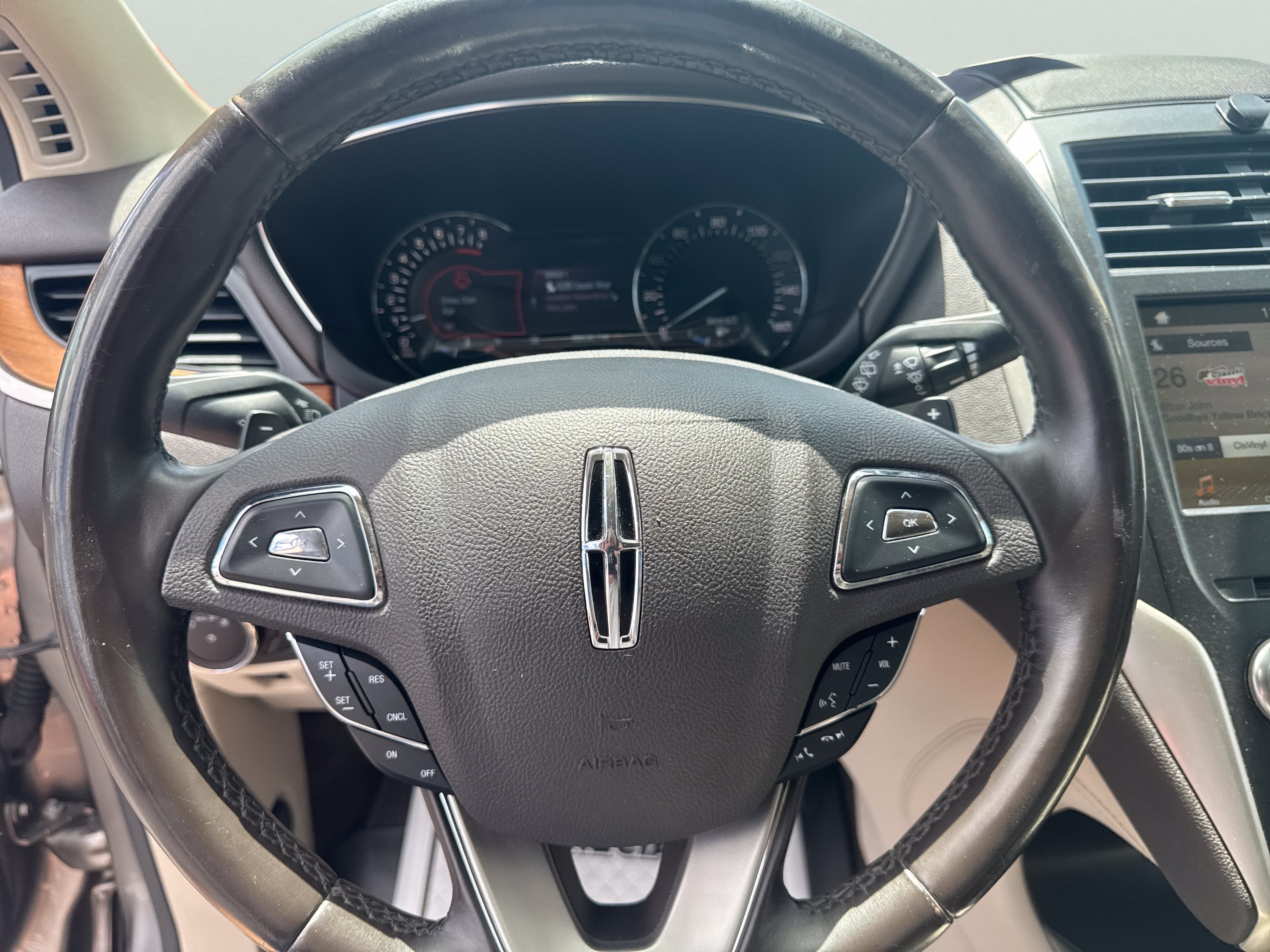 Used 2017 Lincoln MKC Select w/ Lincoln MKC Climate Package AWD/4WD image 15