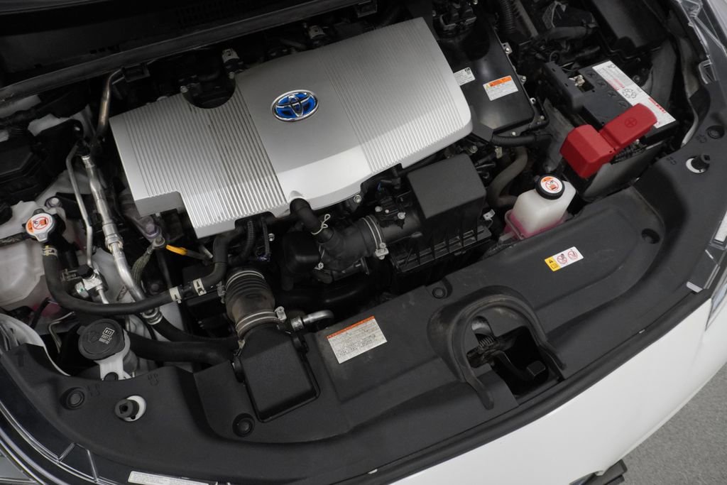 Used 2022 Toyota Prius FWD image 49