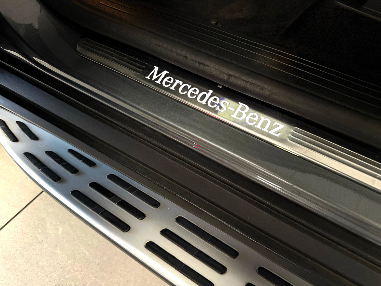 Used 2020 Mercedes-Benz GLS 450 4MATIC image 31