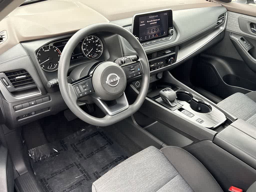Used 2023 Nissan Rogue SV FWD image 13