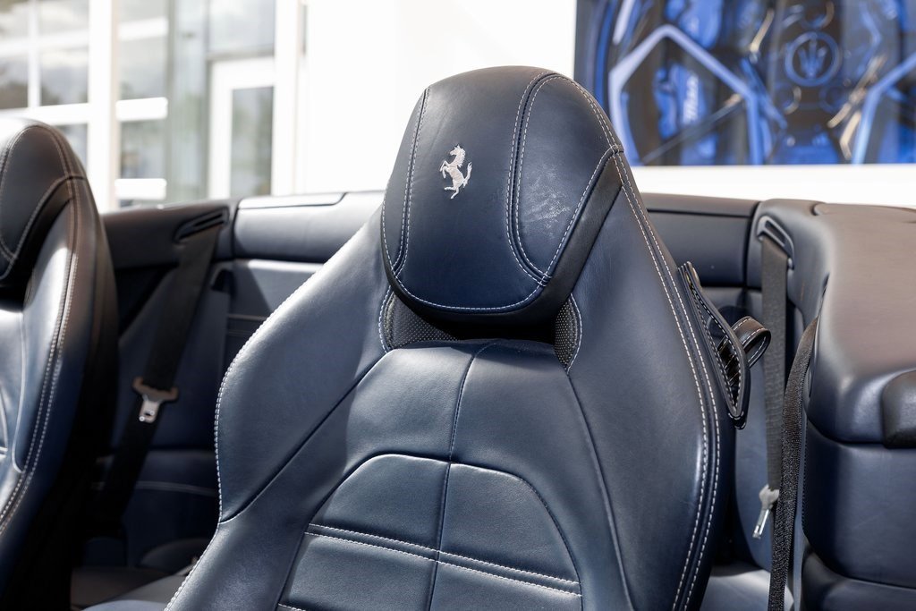 Used 2016 Ferrari California T image 27