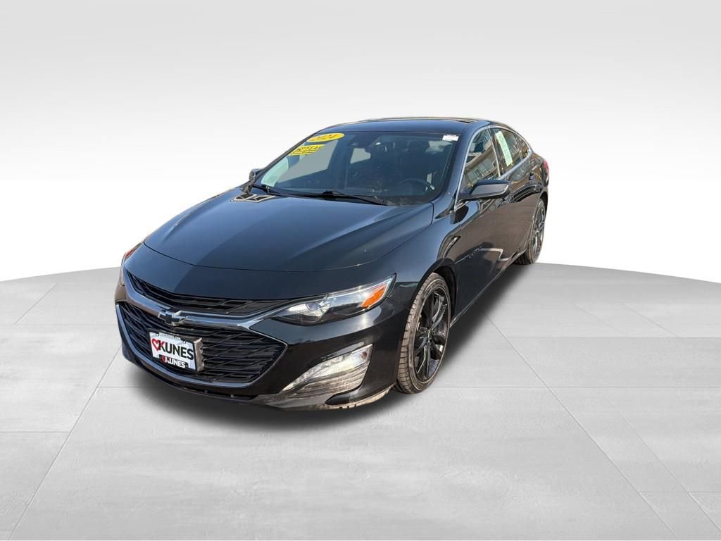 Used 2024 Chevrolet Malibu LT w/ Midnight Edition FWD image 5