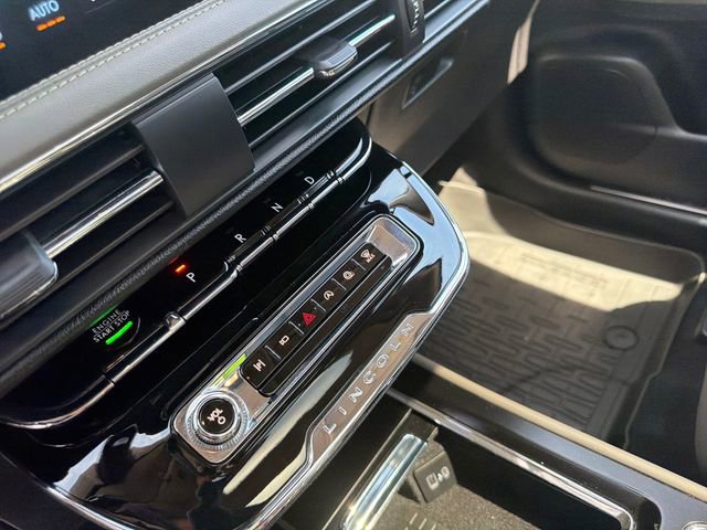 Certified 2024 Lincoln Corsair AWD w/ Equipment Group 101A image 29