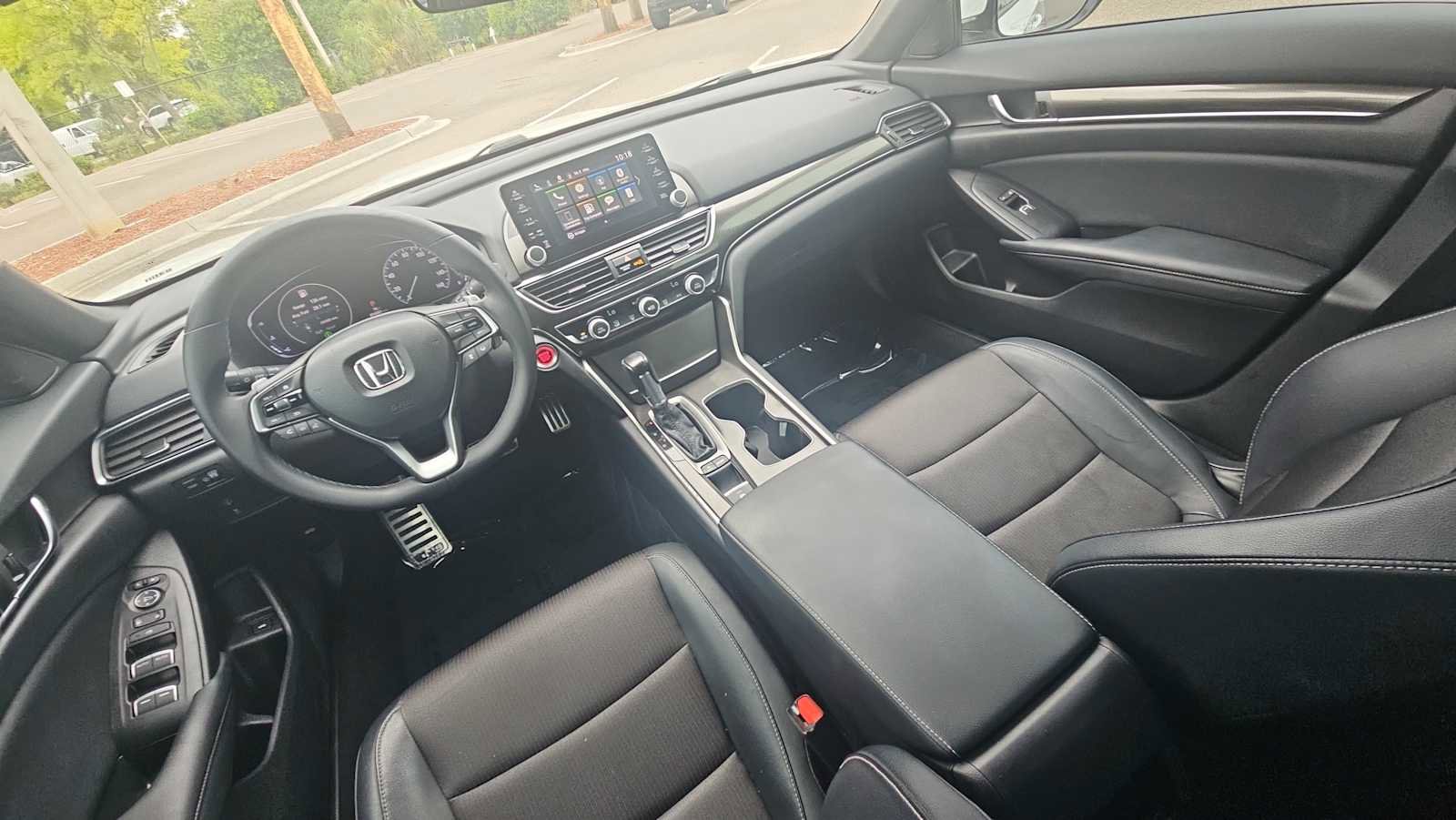 Used 2018 Honda Accord Sport image 22