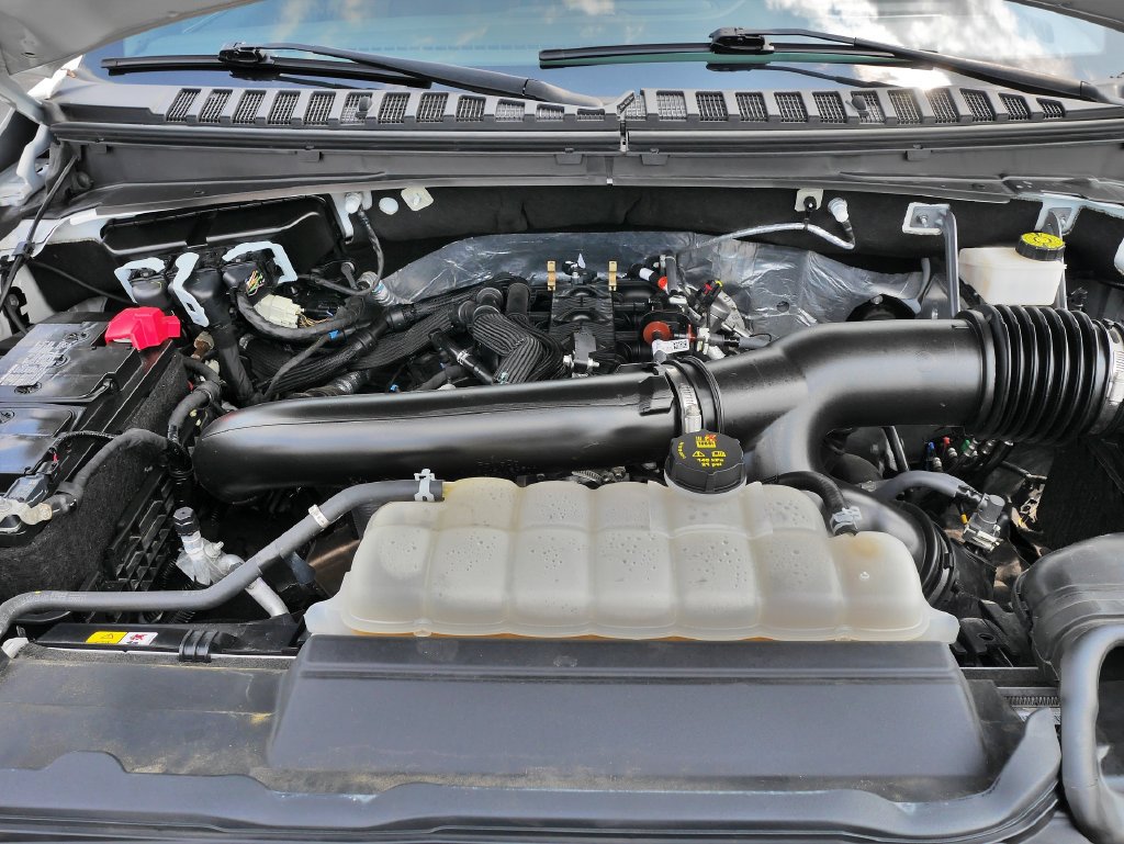 Used 2024 Lincoln Navigator L Reserve AWD/4WD image 32