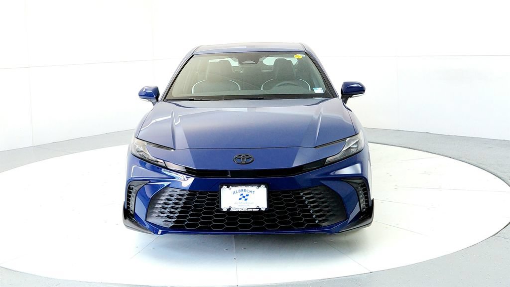 New 2026 Toyota Camry SE FWD image 8