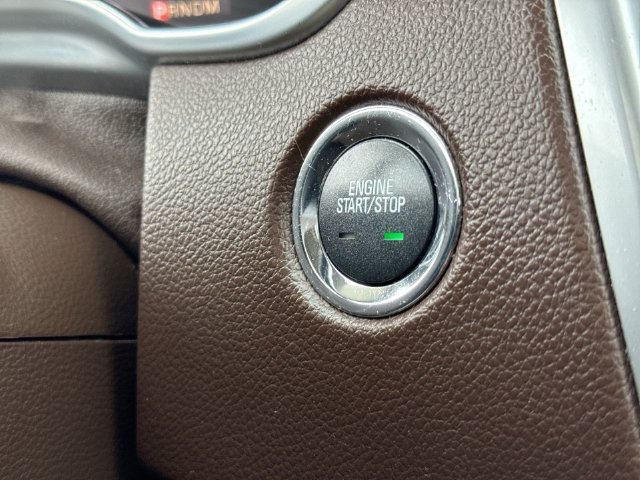 Used 2014 Cadillac SRX Luxury w/ Driver Awareness Package AWD/4WD image 17