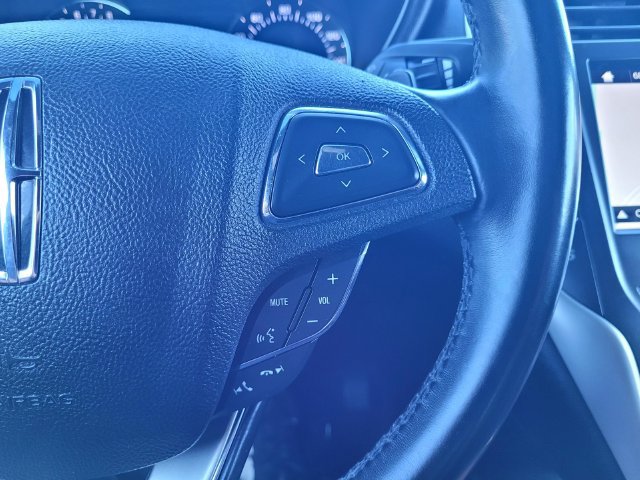 Used 2019 Lincoln MKC Select w/ Select Plus Package FWD image 24