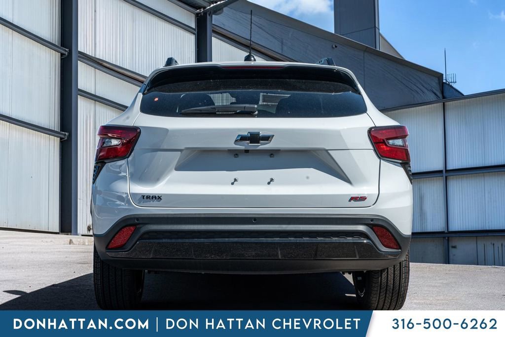 New 2026 Chevrolet Trax RS FWD image 32