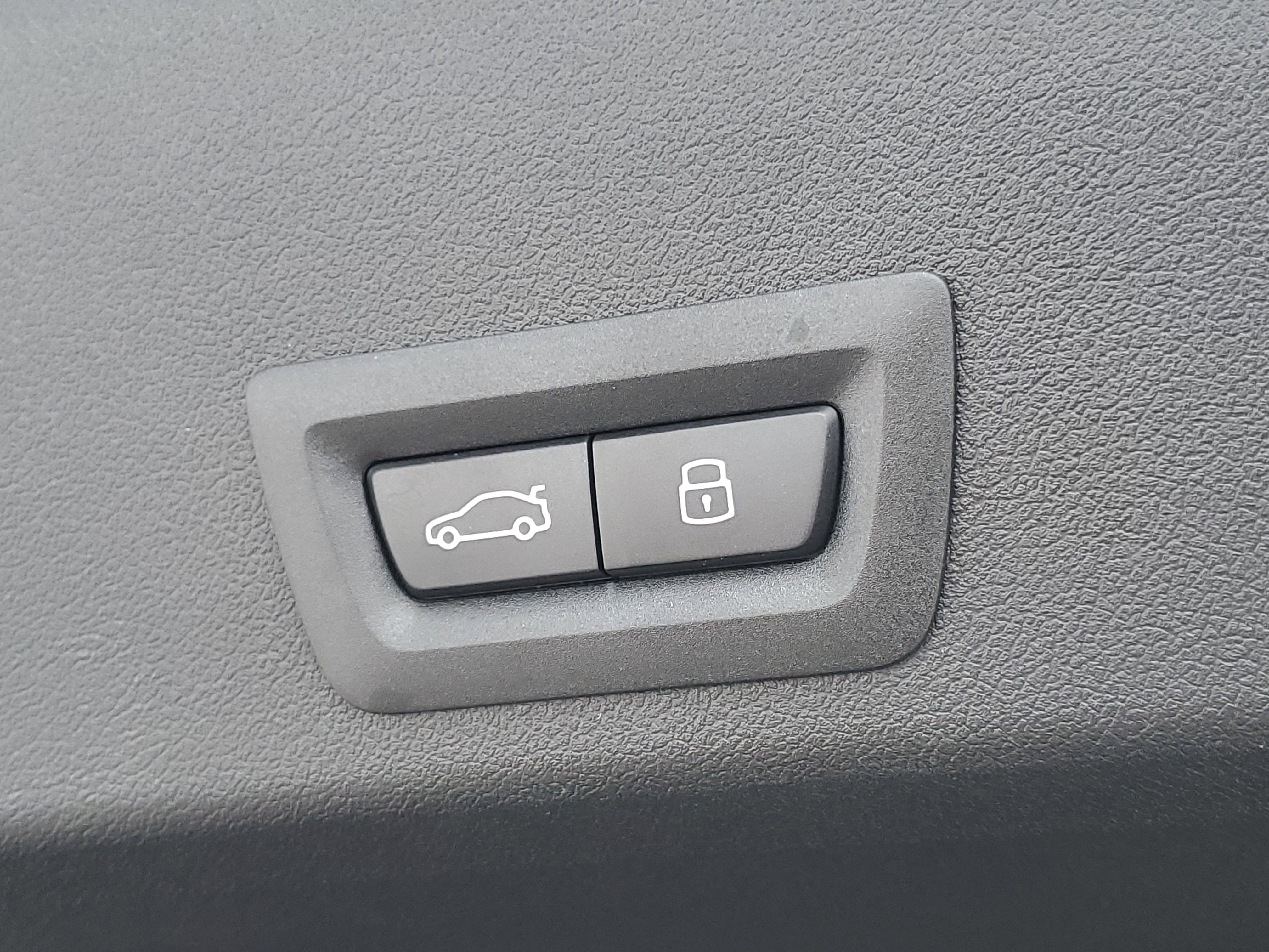 New 2026 BMW XM Label Red image 27