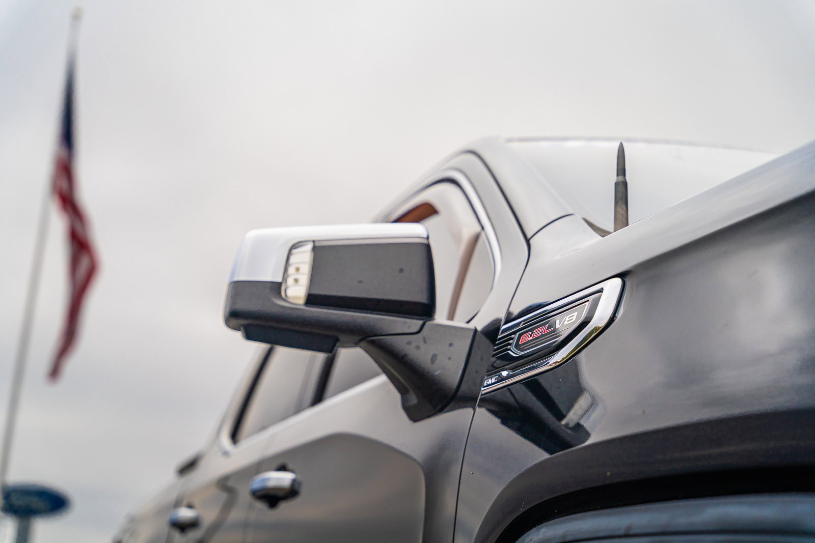 Used 2019 GMC Sierra 1500 SLT w/ SLT Premium Plus Package image 11