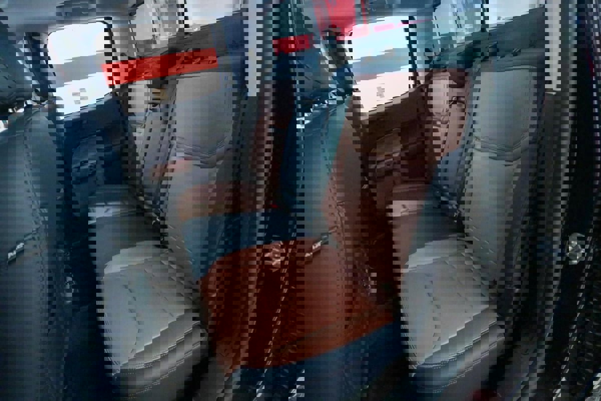 Used 2022 Ford Maverick Lariat w/ Lariat Luxury Package image 14