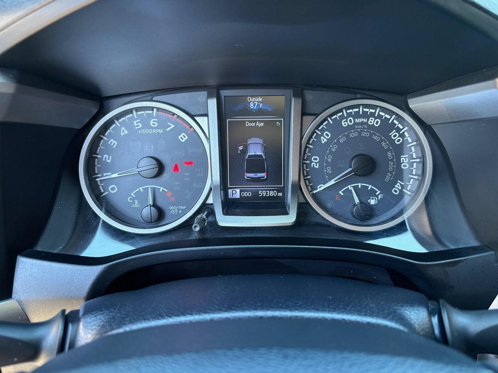 Used 2019 Toyota Tacoma Limited AWD/4WD image 39