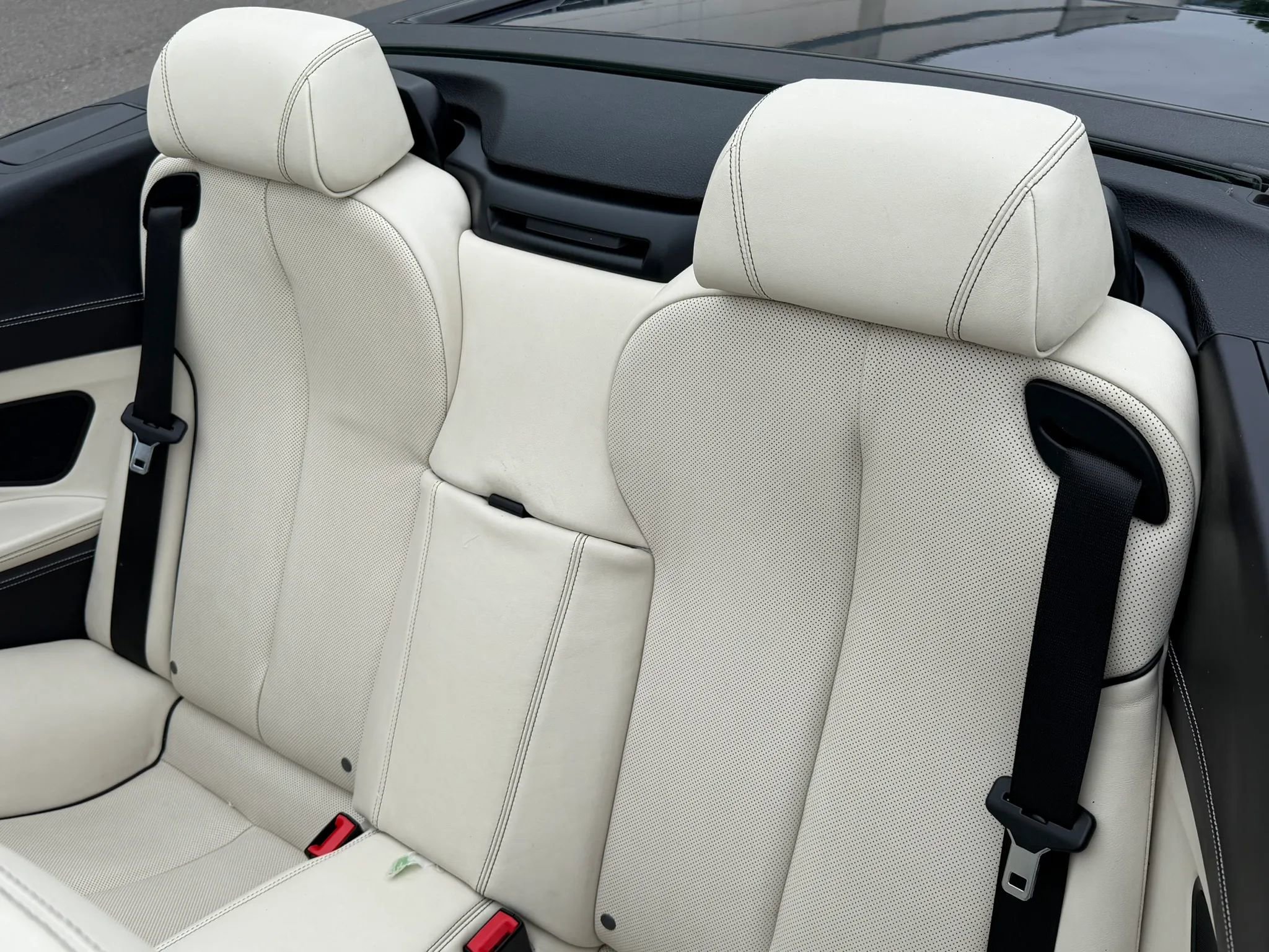 Used 2014 BMW 650i xDrive Convertible AWD/4WD image 18