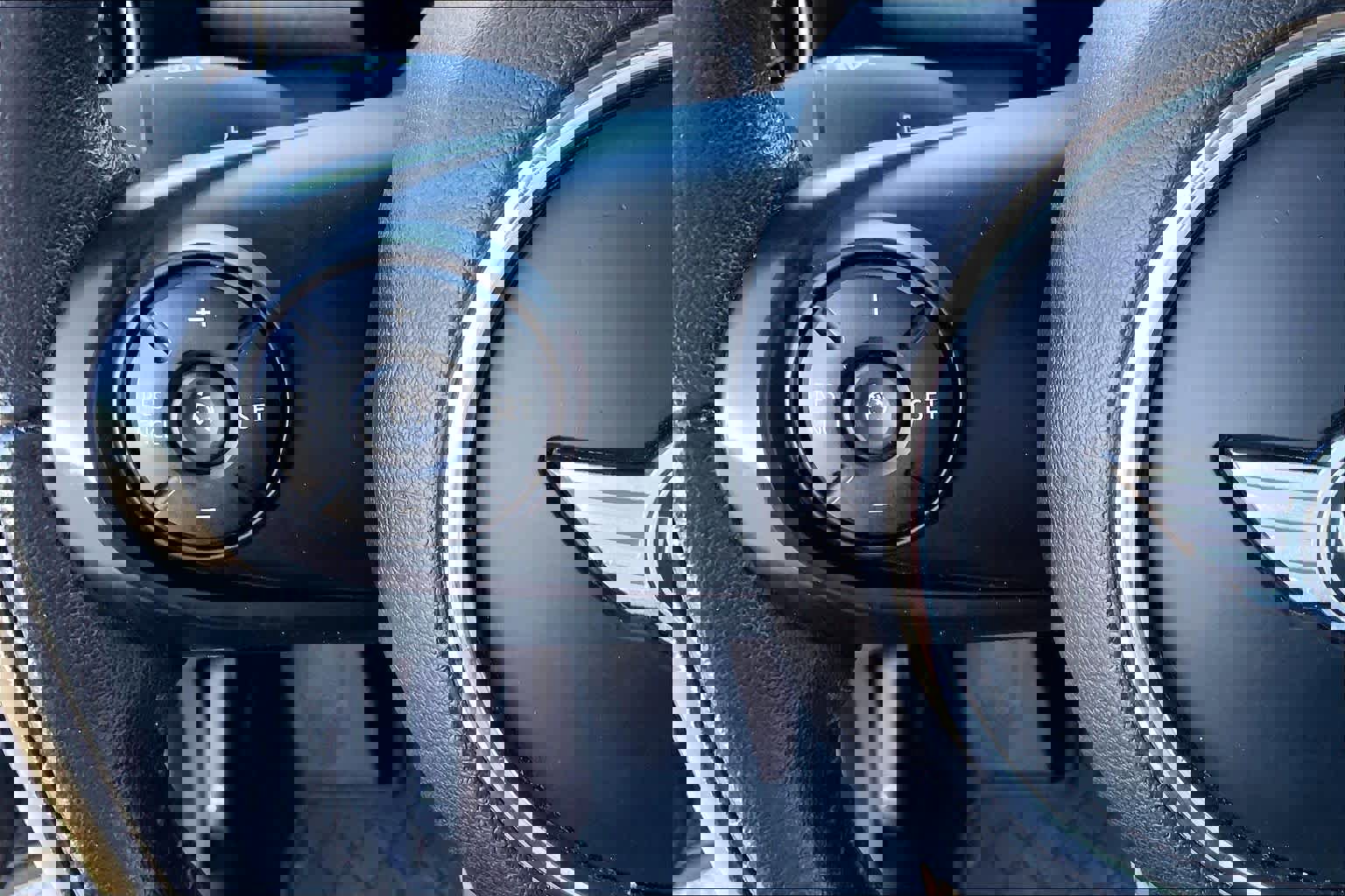 Used 2018 MINI Cooper 2-Door Hardtop FWD image 24