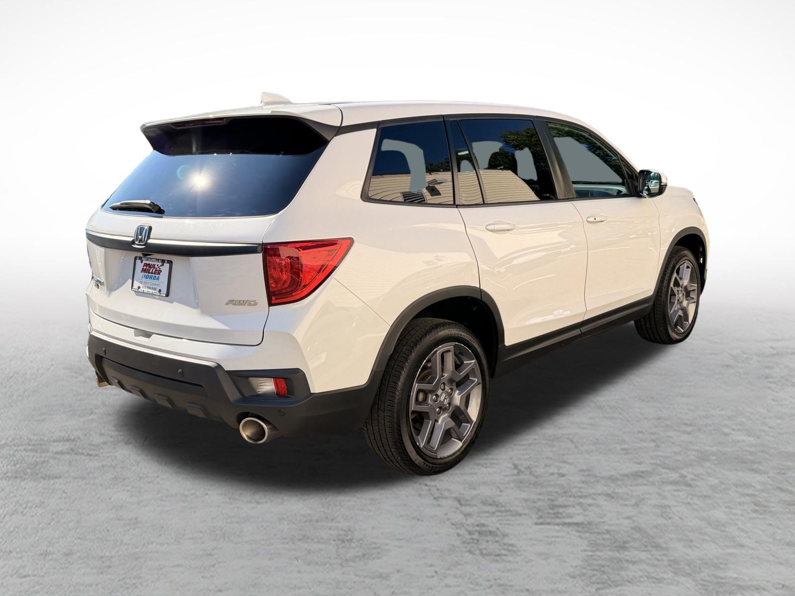 Certified 2023 Honda Passport EX-L image 6