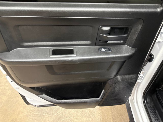 Used 2018 RAM 2500 Tradesman w/ Chrome Appearance Group AWD/4WD image 33