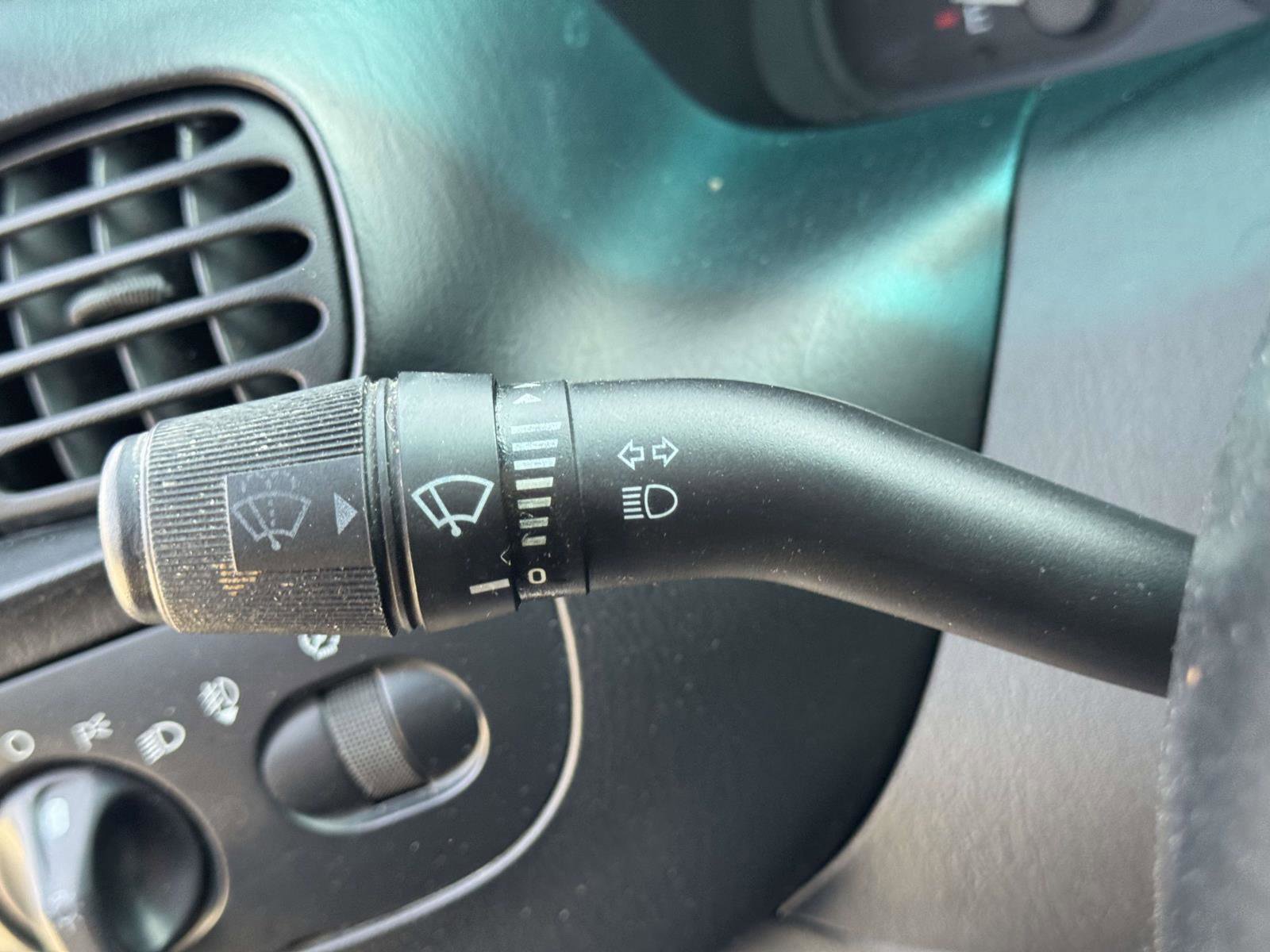 Used 2002 Lincoln Blackwood image 23