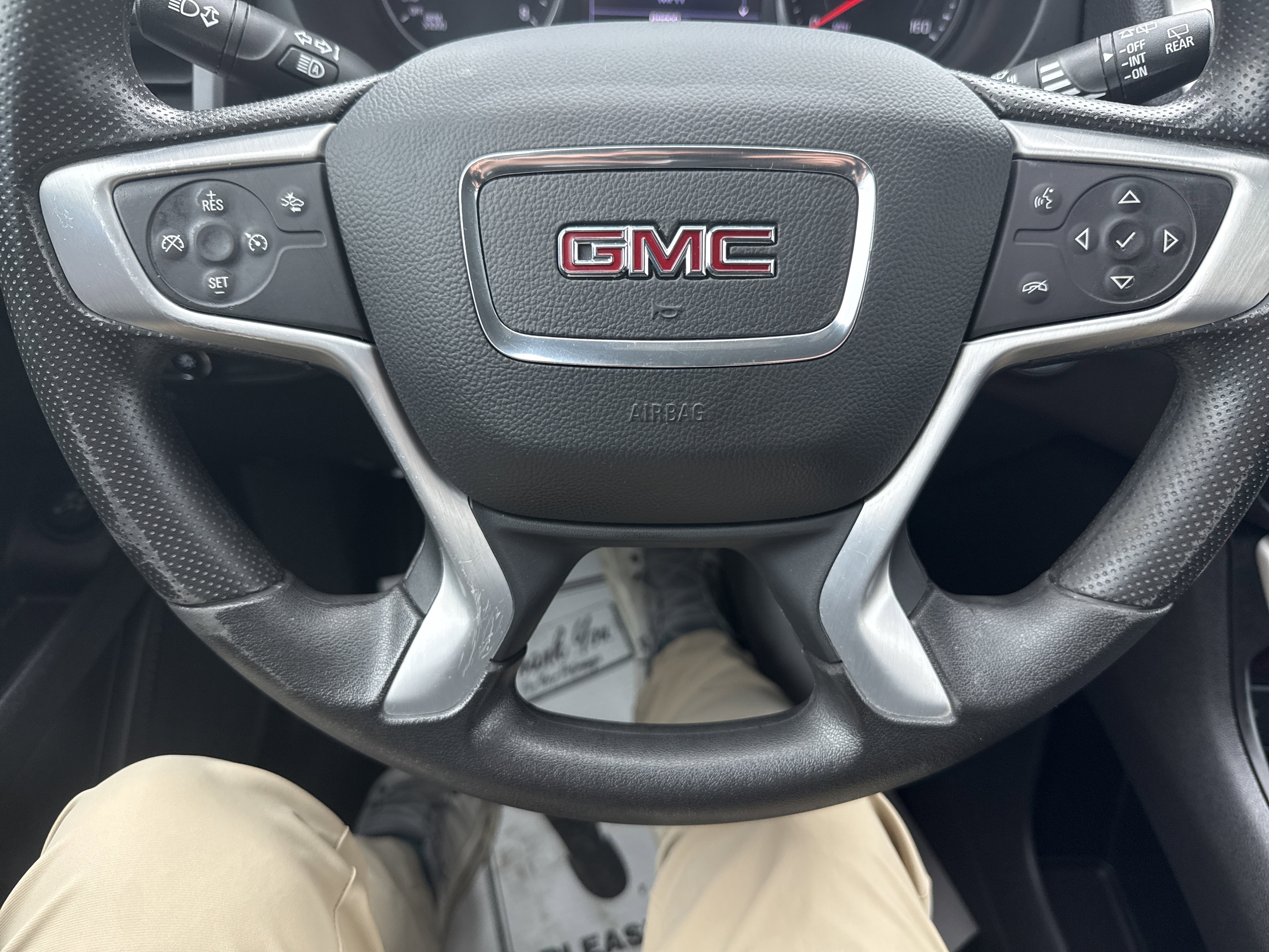 Used 2022 GMC Terrain SLE w/ Driver Convenience Package AWD/4WD image 19