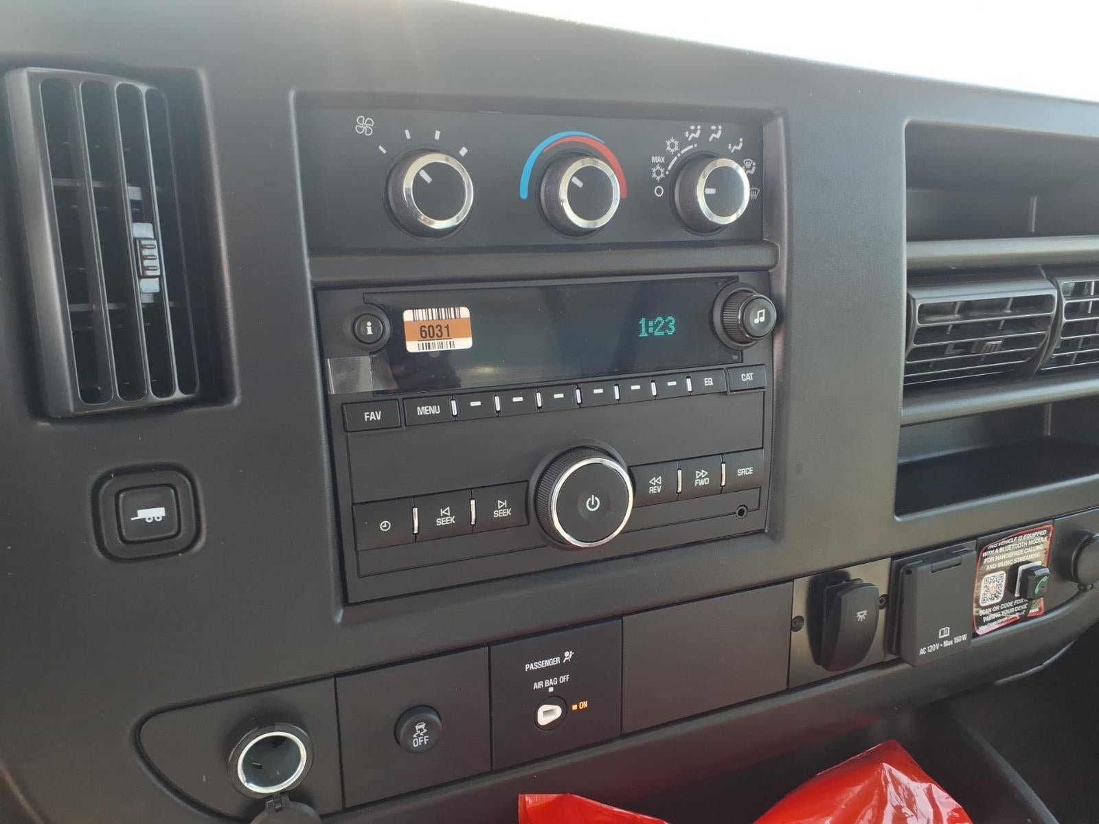 New 2026 Chevrolet Express 4500 w/ Power Convenience Package RWD image 9