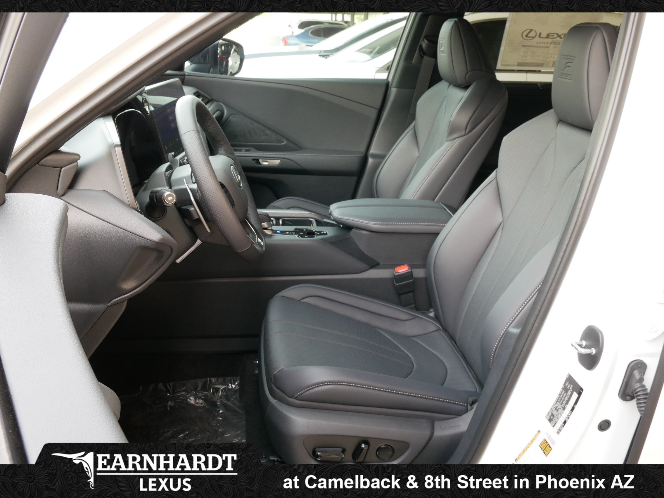 New 2026 Lexus TX 500h AWD w/ Technology Package image 2