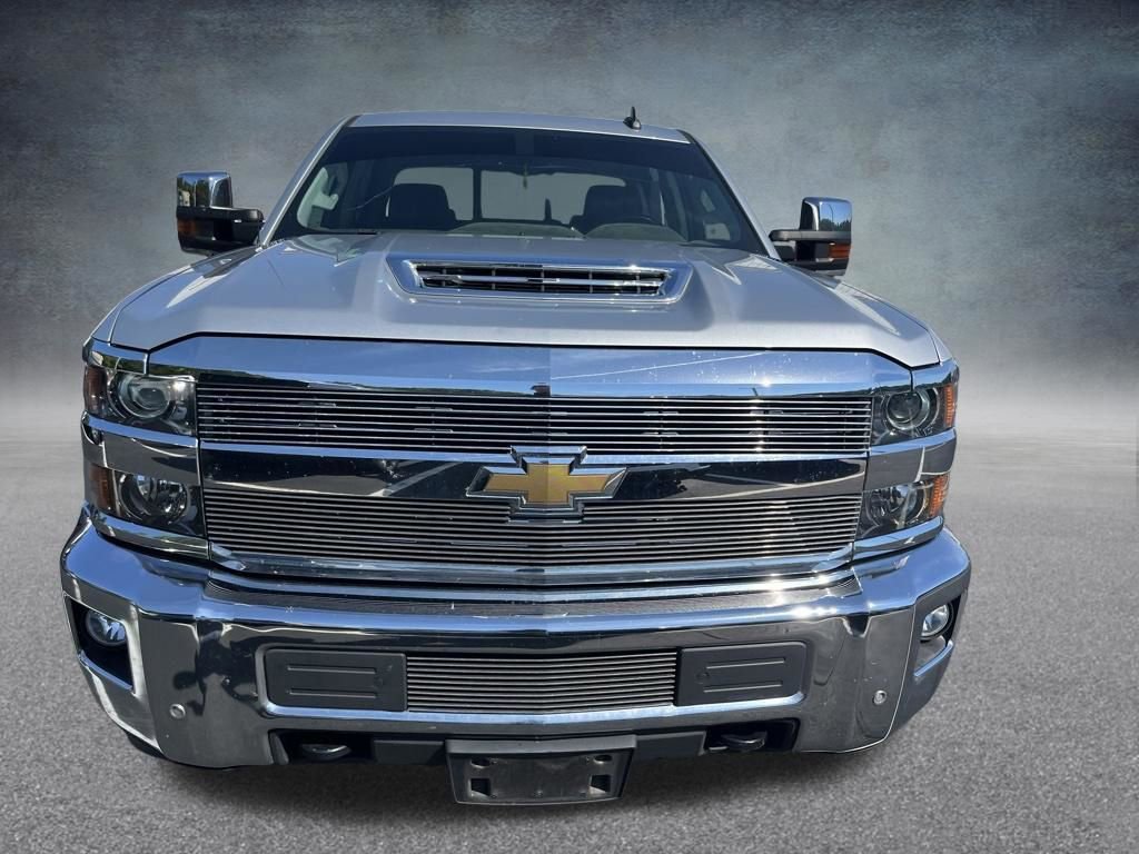 Used 2019 Chevrolet Silverado 2500 LTZ w/ Duramax Plus Package AWD/4WD image 2