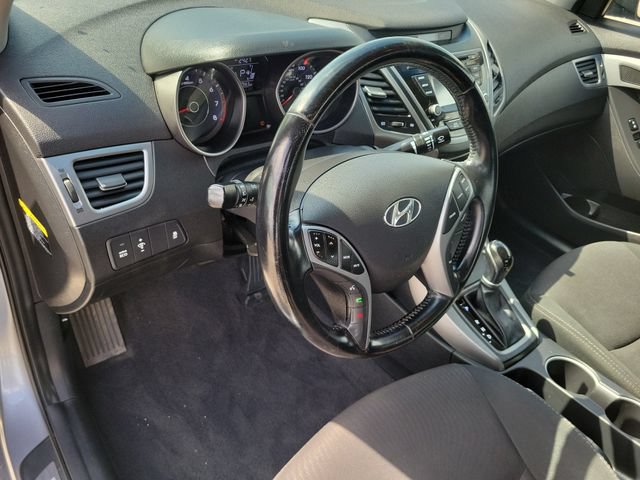 Used 2016 Hyundai Elantra Value Edition FWD image 14