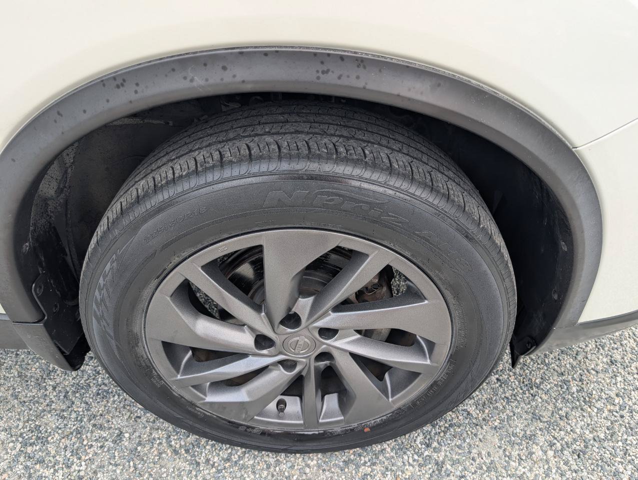 Used 2015 Nissan Rogue SL FWD image 4