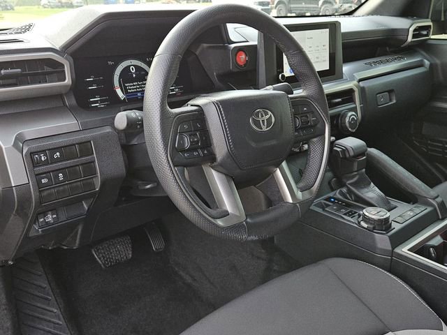 Used 2024 Toyota Tacoma TRD Off-Road image 26
