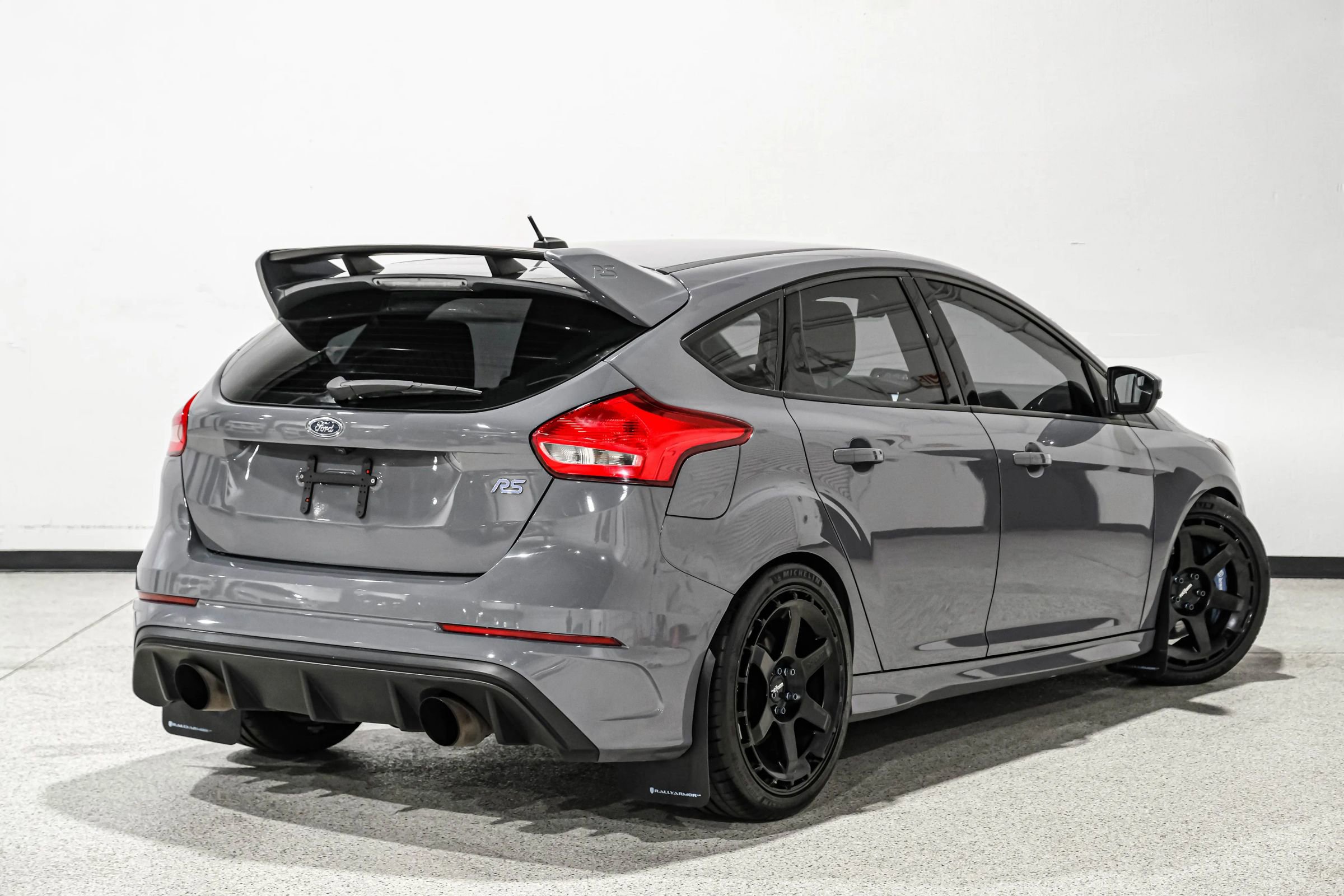 Used 2016 Ford Focus RS AWD/4WD image 6